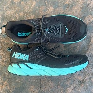 Hoka One One Clifton 6 - size 10.5 women